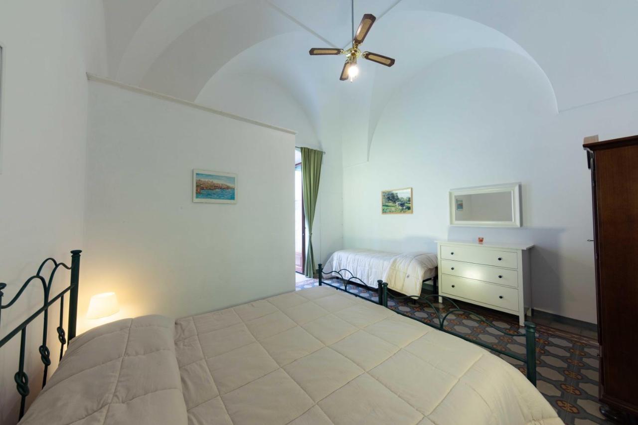 Casa Vacanza La Stradella Ostuni Exteriör bild