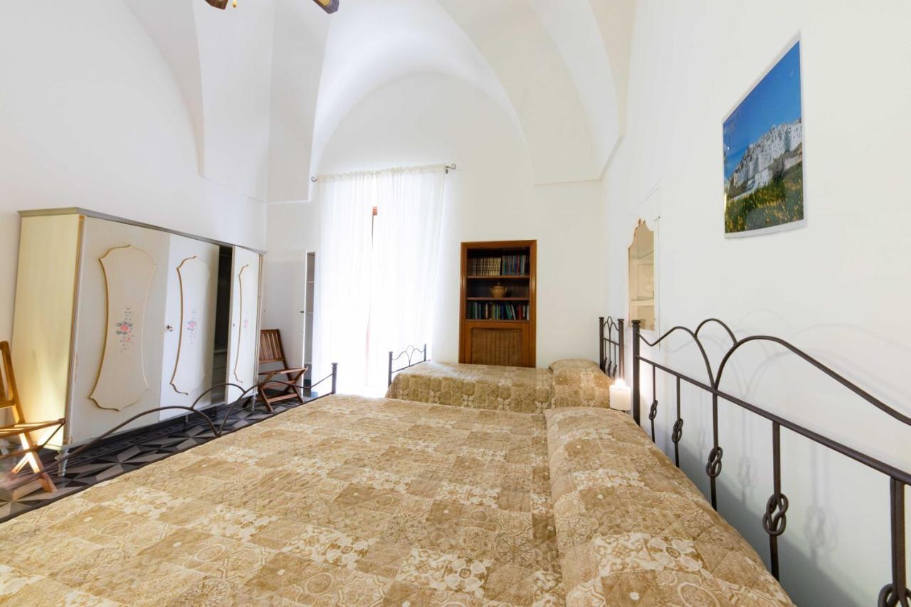 Casa Vacanza La Stradella Ostuni Exteriör bild