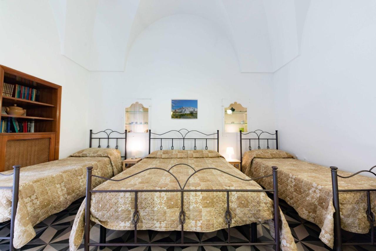 Casa Vacanza La Stradella Ostuni Exteriör bild