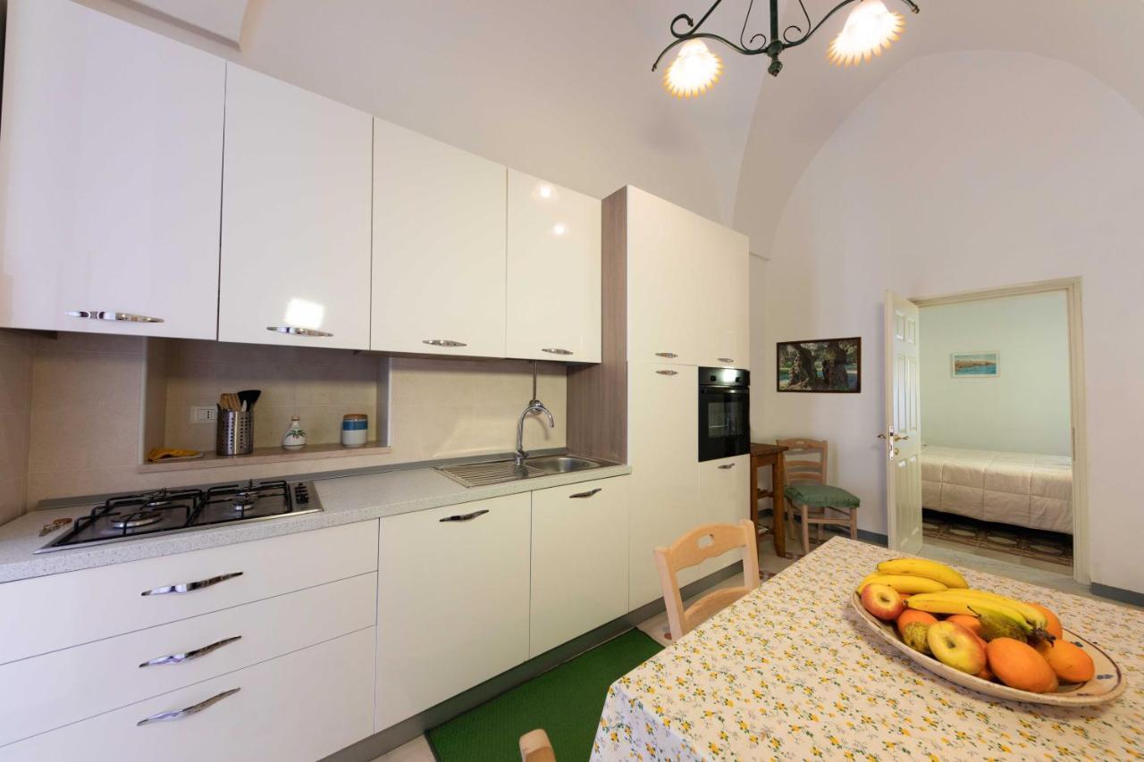 Casa Vacanza La Stradella Ostuni Exteriör bild